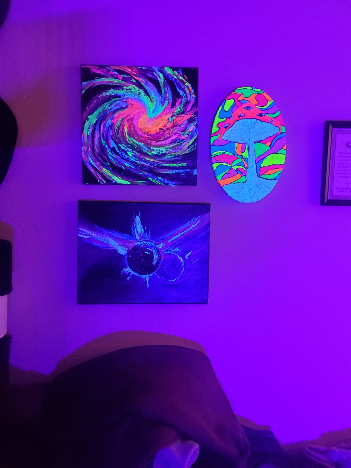 Galaxy Burst - UV Reactive Textured Painting